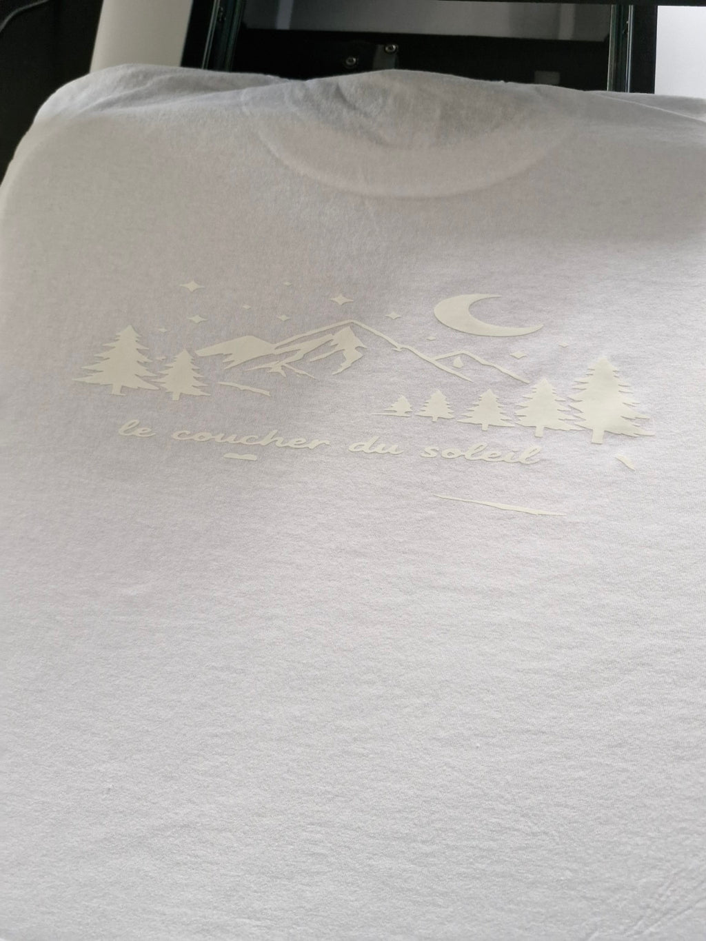 T-shirt Phosphorescent – Le Coucher du Soleil